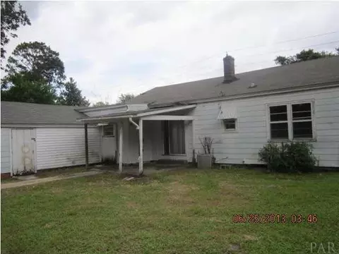 308 Pace Pkwy, Cantonment, FL 32533 photo 3