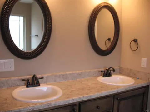 5622 Rosedown Ct, Milton, FL 32583 photo 11