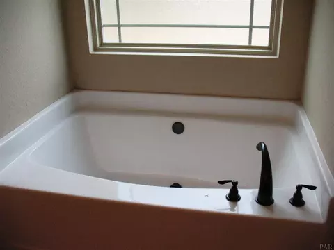 5622 Rosedown Ct, Milton, FL 32583 photo 12