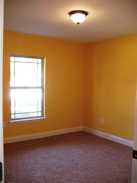 4875 Covenant Cir, Pace, FL 32571 photo 5