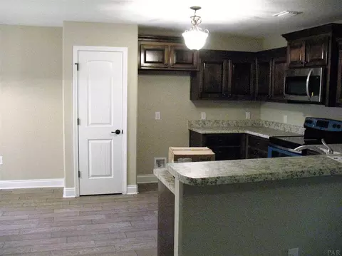 4939 Covenant Cir, Pace, FL 32571 photo 7
