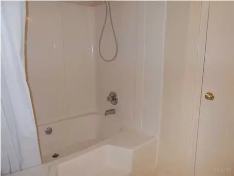 5474 Chantilly Cir, Milton, FL 32583 photo 10