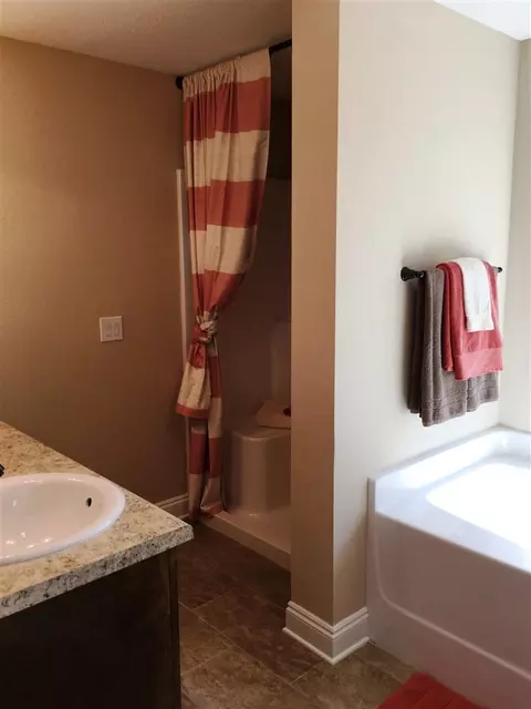 4994 Covenant Cir, Pace, FL 32571 photo 10
