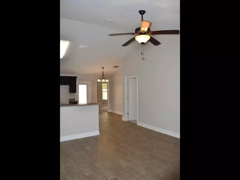 5018 Covenant Cir, Pace, FL 32571 photo 4