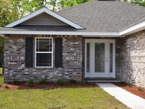 5018 Covenant Cir, Pace, FL 32571 photo 2