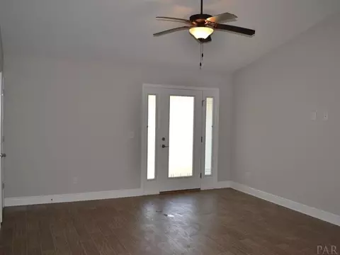 5018 Covenant Cir, Pace, FL 32571 photo 12