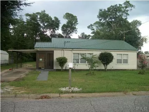 5560 Birch St, Milton, FL 32570 photo 1
