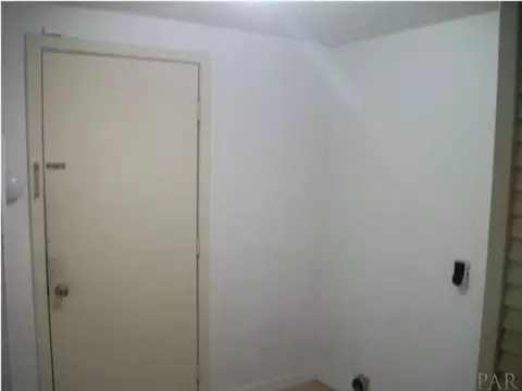 5560 Birch St, Milton, FL 32570 photo 7