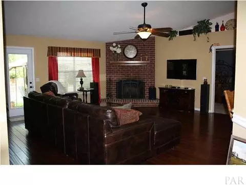 5448 Woodsman Dr, Pace, FL 32571 photo 3