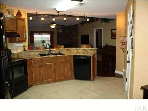 5448 Woodsman Dr, Pace, FL 32571 photo 7
