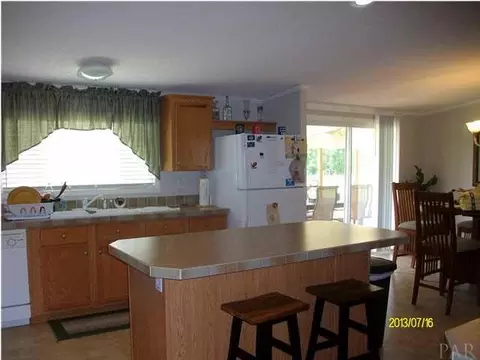 10539 Bernice Rd, Milton, FL 32583 photo 3