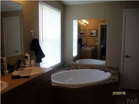 10539 Bernice Rd, Milton, FL 32583 photo 7
