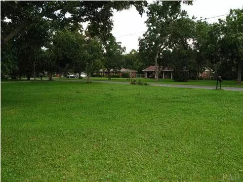 1408 Moonlight Dr, Cantonment, FL 32533 photo 14