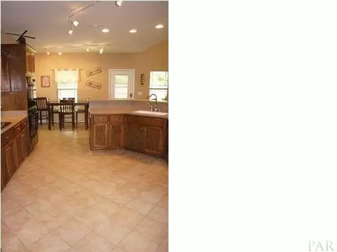 5895 Dun Barton Ct, Pace, FL 32571 photo 6