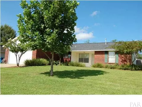 205 Clearfield Dr, Cantonment, FL 32533 photo 2