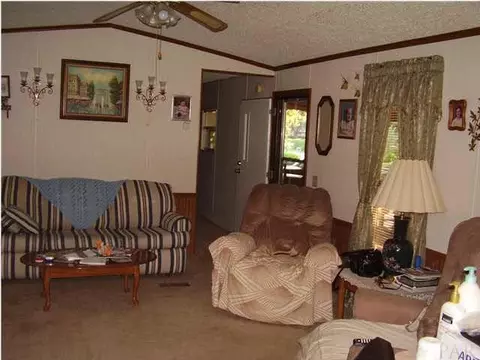 4386 Burbank Dr, Milton, FL 32583 photo 9