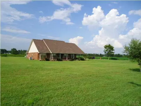 513 Griswold Rd, Jay, FL 32565 photo 2