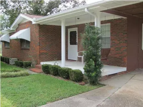 303 Wegner Ave, Cantonment, FL 32533 photo 2