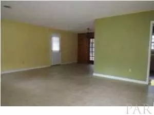 6414 Barnes St, Milton, FL 32570 photo 4