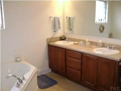6586 Fall St, Milton, FL 32570 photo 15