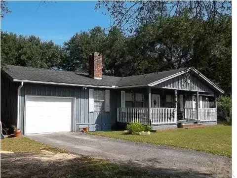 3266 Melvin Dr, Pace, FL 32571 photo 1