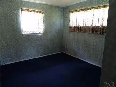 210 Ruby Ave, Pensacola, FL 32505 photo 9