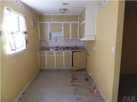 210 Ruby Ave, Pensacola, FL 32505 photo 6