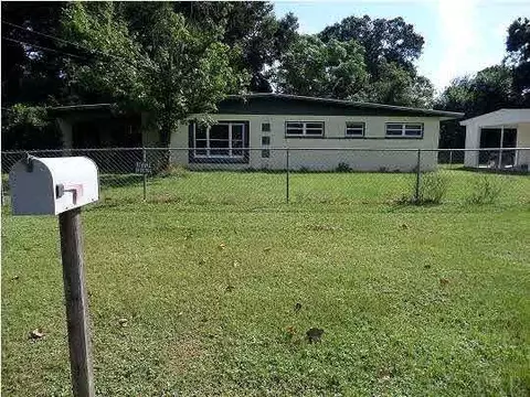 210 Ruby Ave, Pensacola, FL 32505 photo 1