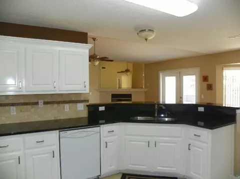 4975 Timber Ridge Dr, Pace, FL 32571 photo 8