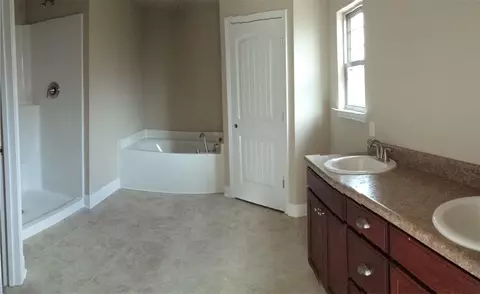 4457 Hampton Bay Blvd, Milton, FL 32583 photo 6