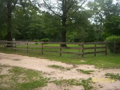 3009 Apache Dr, Pace, FL 32571 photo 4
