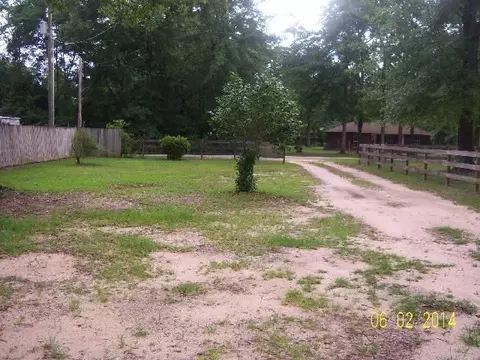 3009 Apache Dr, Pace, FL 32571 photo 3