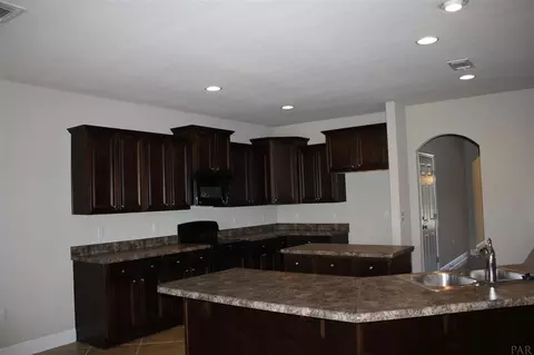 4656 Dupont Cir, Pace, FL 32571 photo 7