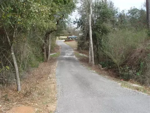 3260 Pine Forest Rd, Cantonment, FL 32533 photo 2