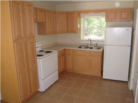 3232 Glade Dr, Milton, FL 32583 photo 3