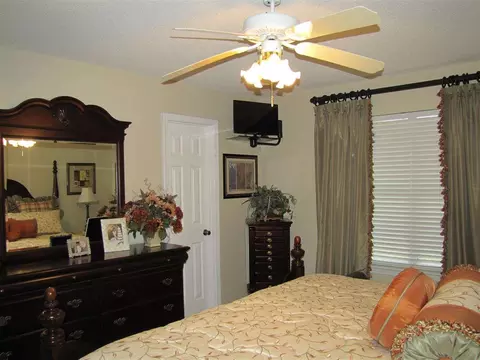 4551 Struth Ln, Pace, FL 32571 photo 15