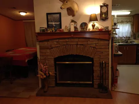7495 Deck St, Milton, FL 32570 photo 4