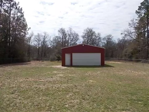 5643 Eagle Dr, Milton, FL 32570 photo 3