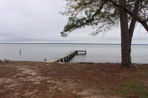 307 S Garcon Point Rd, Milton, FL 32583 photo 1