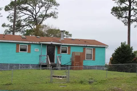 307 S Garcon Point Rd, Milton, FL 32583 photo 2