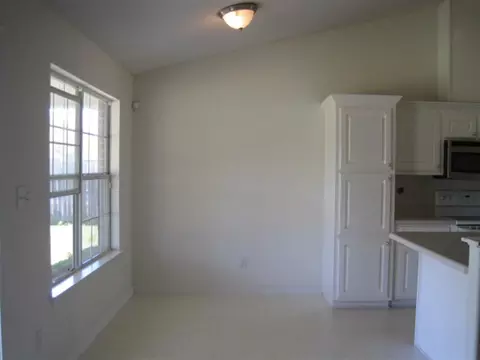 6130 Jameson Cr, Pace, FL 32571 photo 5