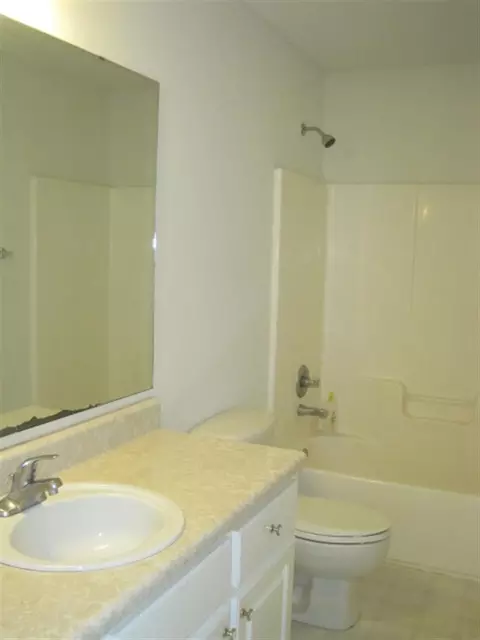 6130 Jameson Cr, Pace, FL 32571 photo 9