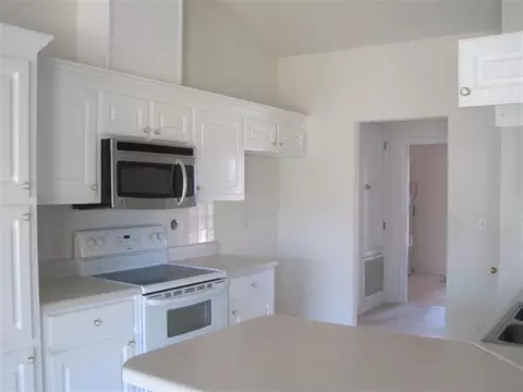 6130 Jameson Cr, Pace, FL 32571 photo 4