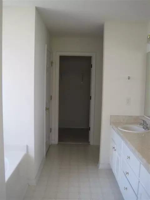 6130 Jameson Cr, Pace, FL 32571 photo 11