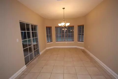 5282 Springdale Dr, Milton, FL 32570 photo 11