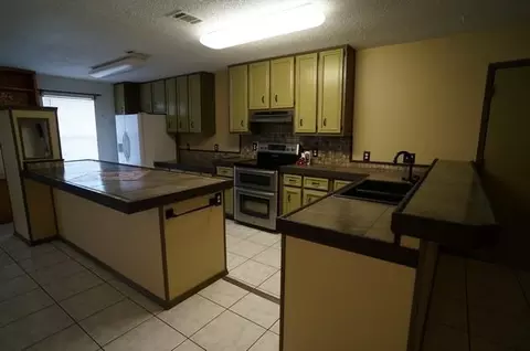 1737 Eagle St, Cantonment, FL 32533 photo 5