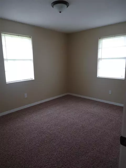 5304 E Avenida De Golf, Pace, FL 32571 photo 9