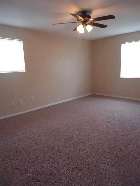5304 E Avenida De Golf, Pace, FL 32571 photo 4