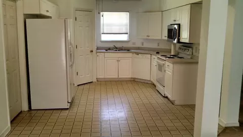 4209 Breezeway Cir, Milton, FL 32583 photo 3