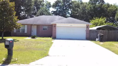 4209 Breezeway Cir, Milton, FL 32583 photo 1